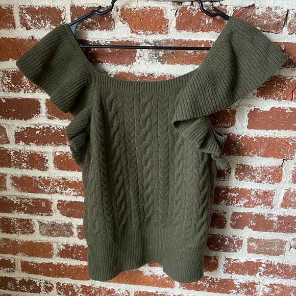 A New Day olive green knit tank with flutter sleeves - Picture 5 of 5